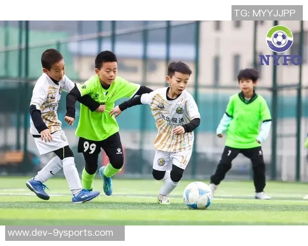 百万亚瑟王足球队:勇闯绿茵场的传奇之旅与梦想追逐 百万亚瑟王足球队:勇闯绿茵场的传奇之旅与梦想追逐